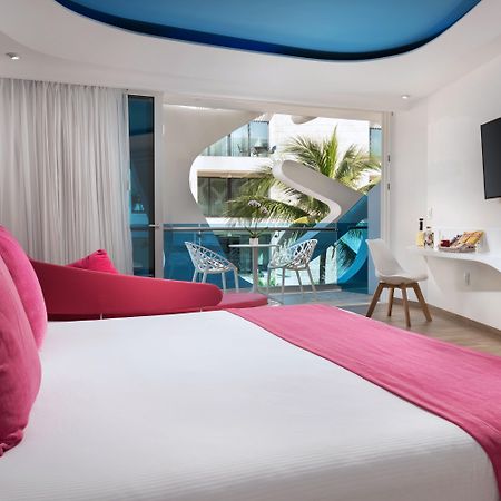 We Uniq Hotel El Carmen Adults Only Playa del Carmen Exterior photo
