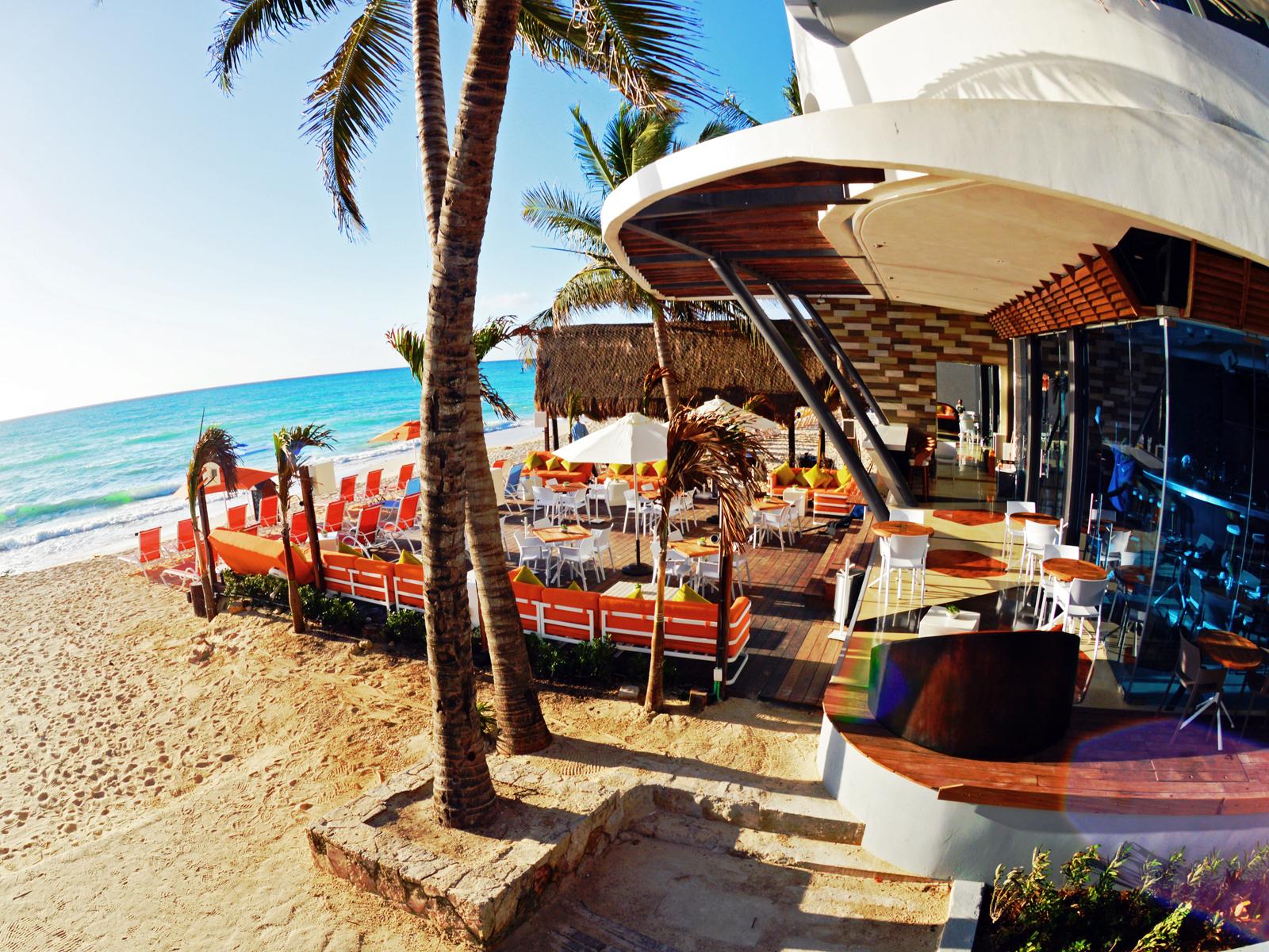 We Uniq Hotel El Carmen Adults Only Playa del Carmen Exterior photo