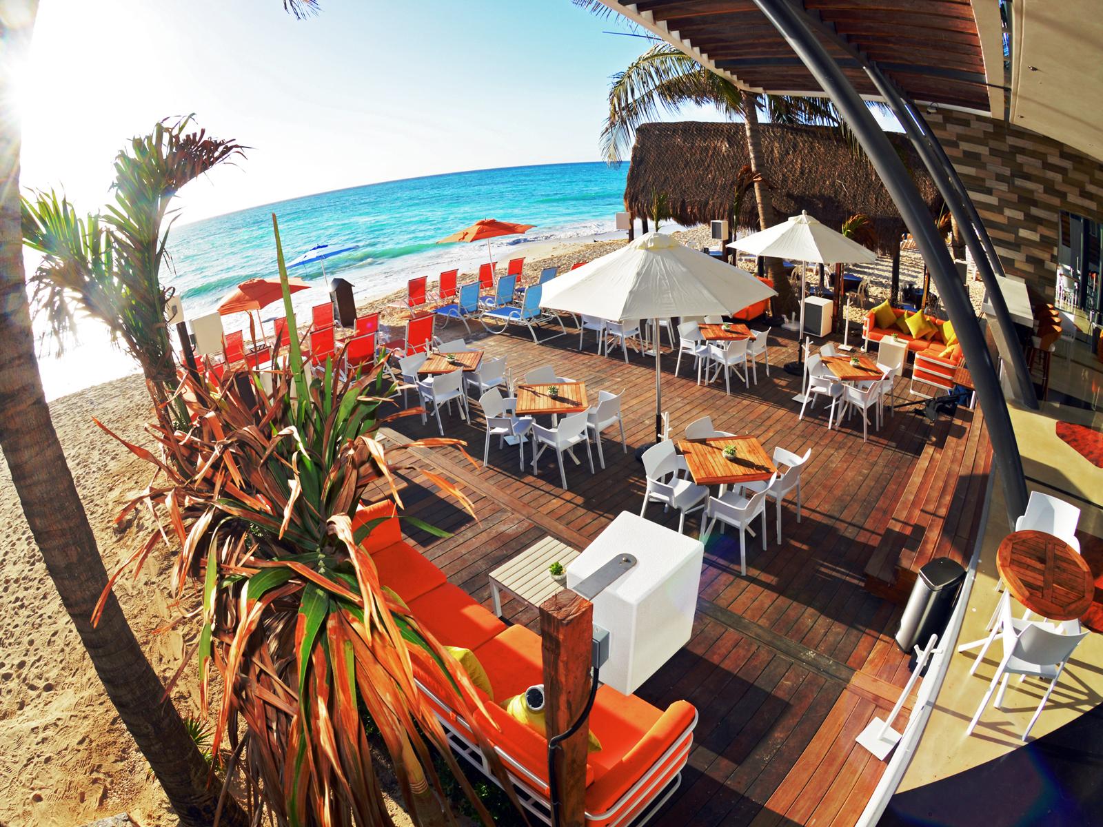 We Uniq Hotel El Carmen Adults Only Playa del Carmen Exterior photo
