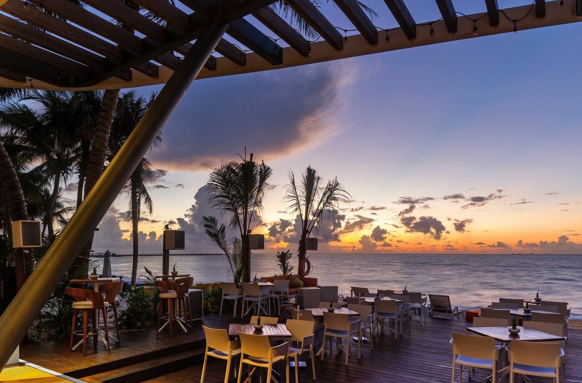 We Uniq Hotel El Carmen Adults Only Playa del Carmen Exterior photo