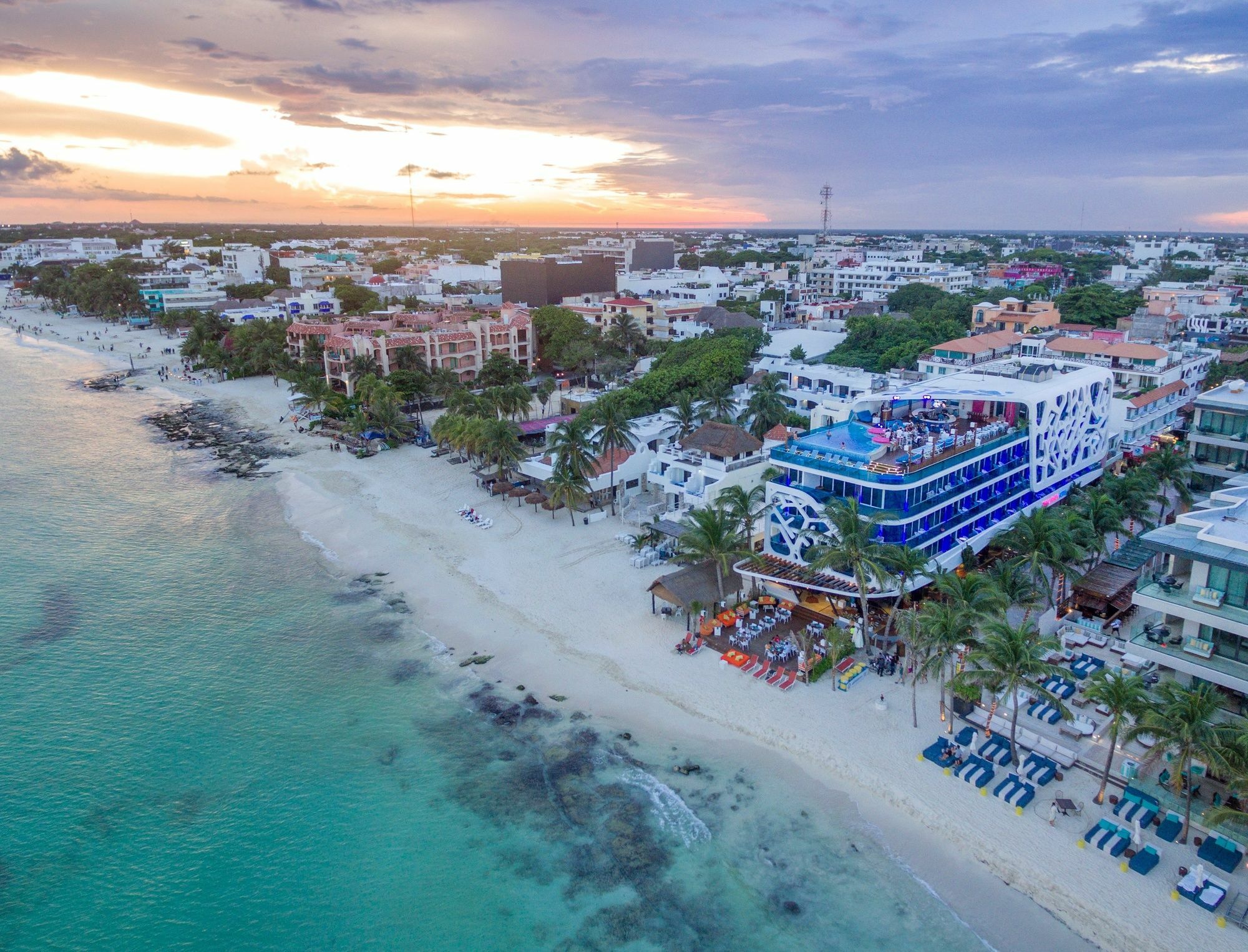 We Uniq Hotel El Carmen Adults Only Playa del Carmen Exterior photo