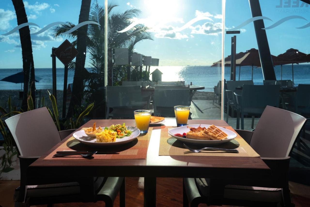 We Uniq Hotel El Carmen Adults Only Playa del Carmen Exterior photo